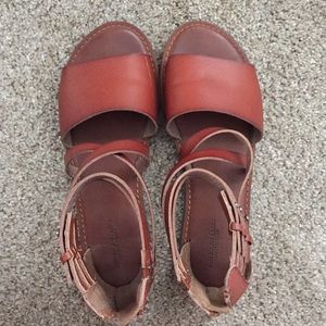 Leather sandals